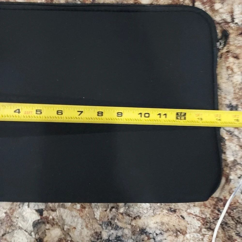 Laptop carry case